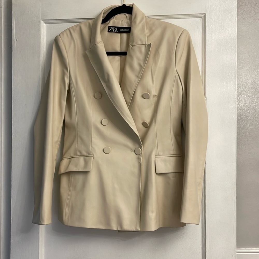 Zara blazer cream faux leather